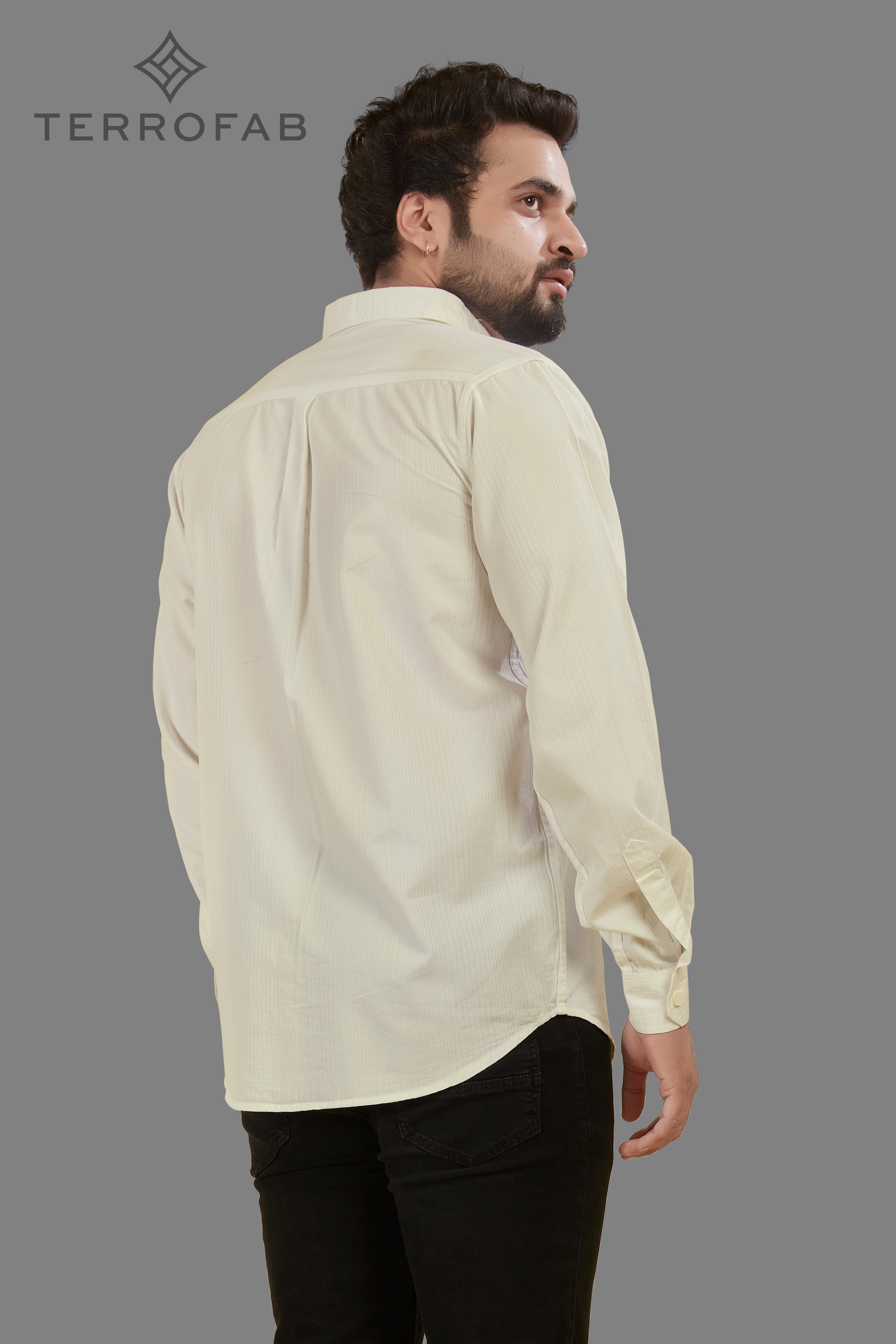 Men’s white Micro-Textured Dobby Cotton Shirt