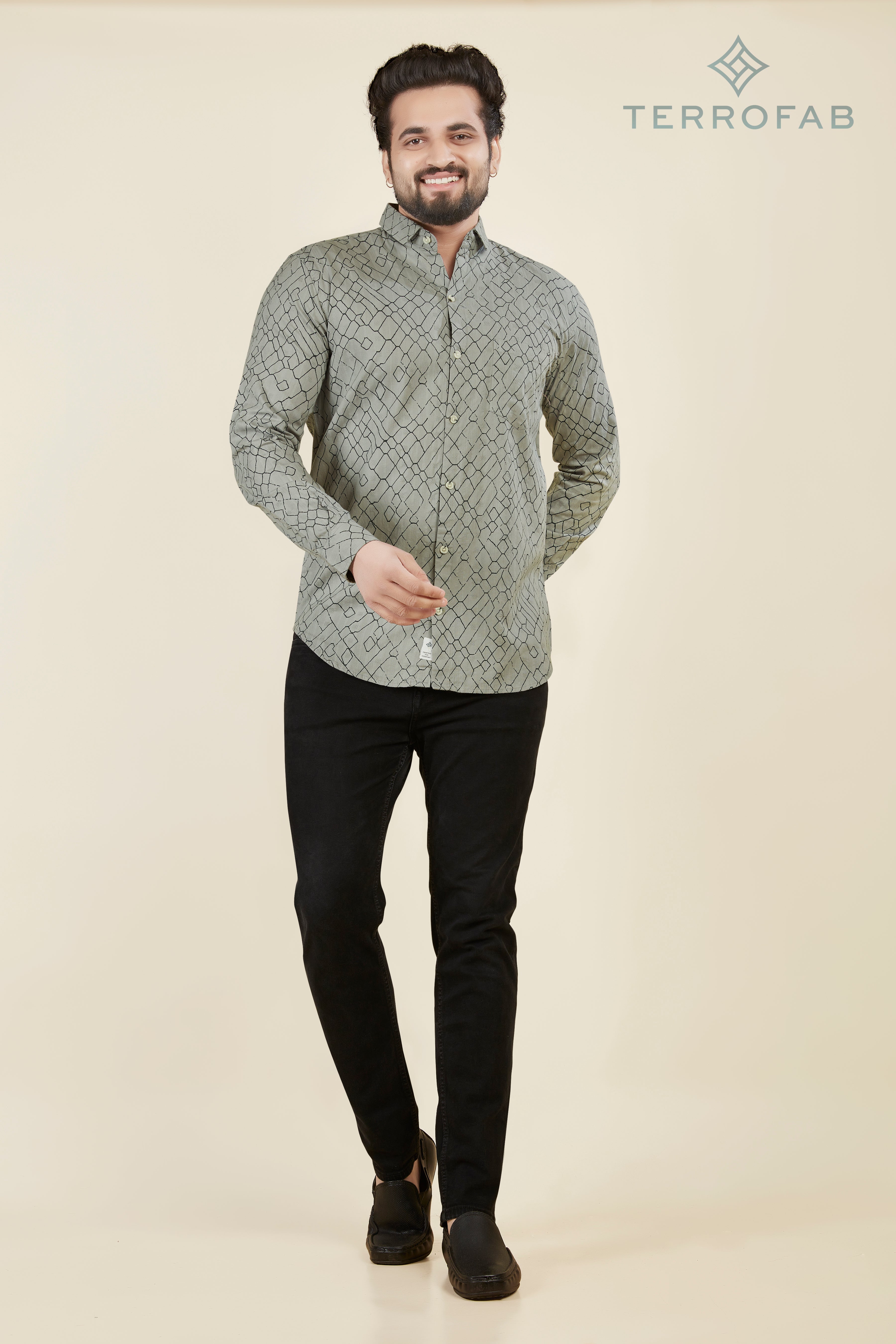 Men’s Grey Geometric Geo-Print Shirt